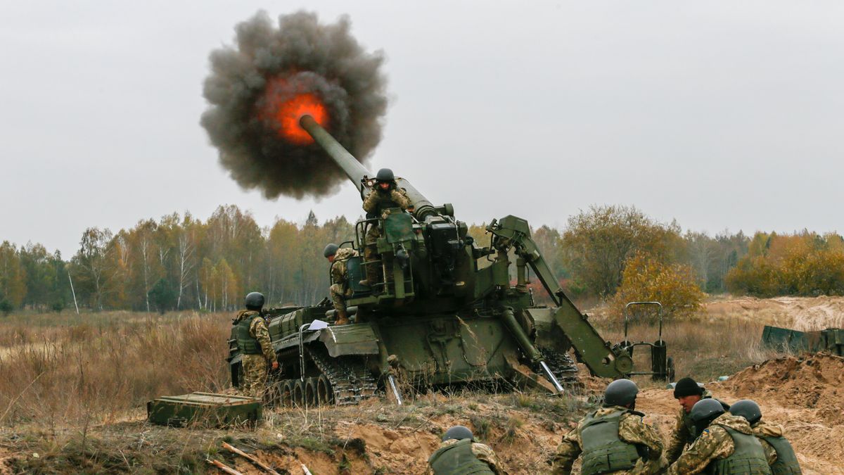 Česko pošle Ukrajině tisíce dělostřeleckých granátů